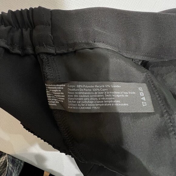 Eileen Fisher Pull On Tapered Ankle Pants Black Sz M Elastic Waist Lightweight - Picture 10 of 12